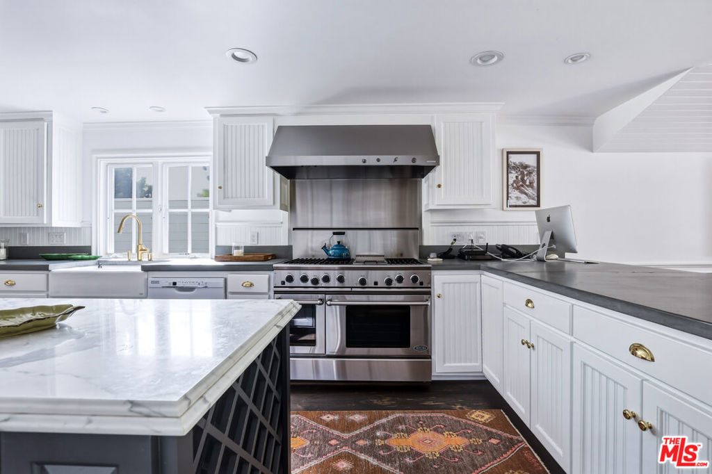 30810 Broad Beach Road Property Photo 16