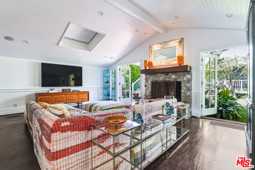30810 Broad Beach Road Property Photo 20