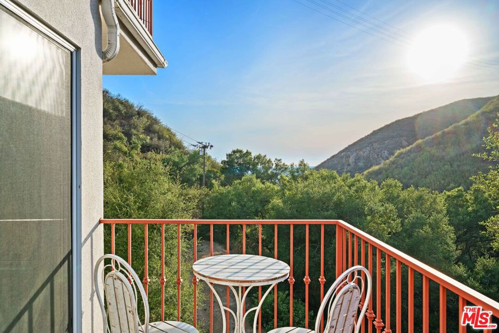 4345 Escondido Trail Property Photo 40