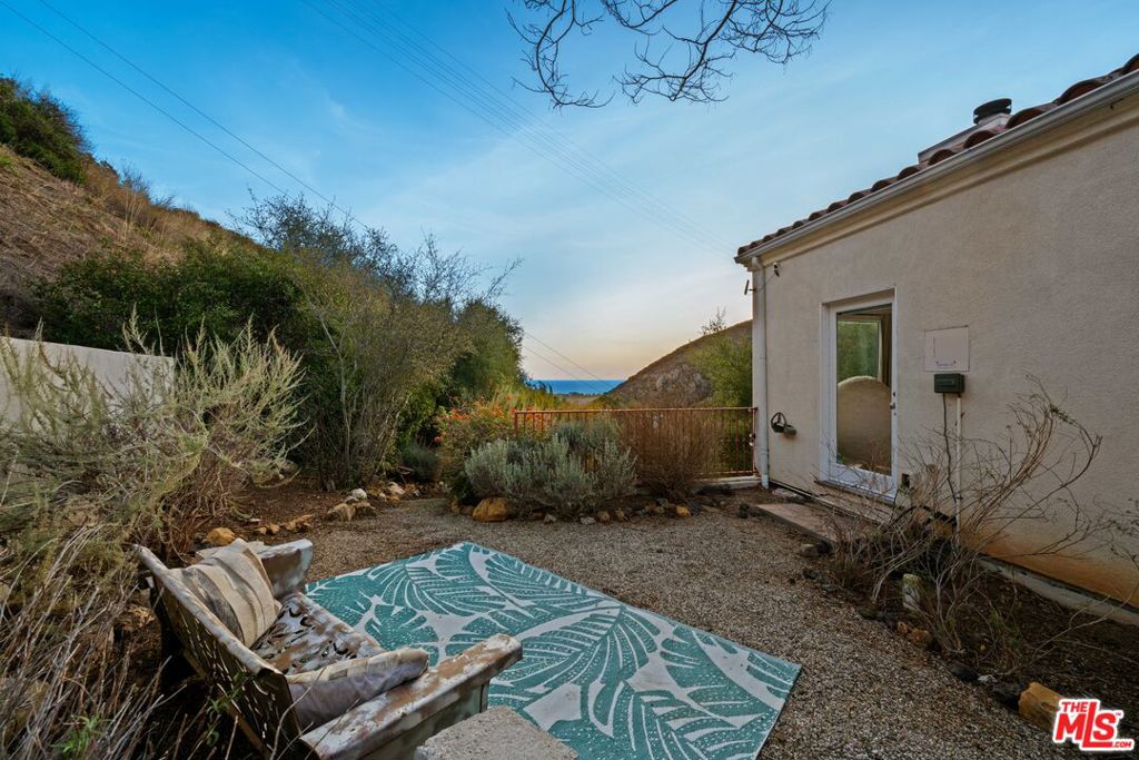 4345 Escondido Trail Property Photo 51