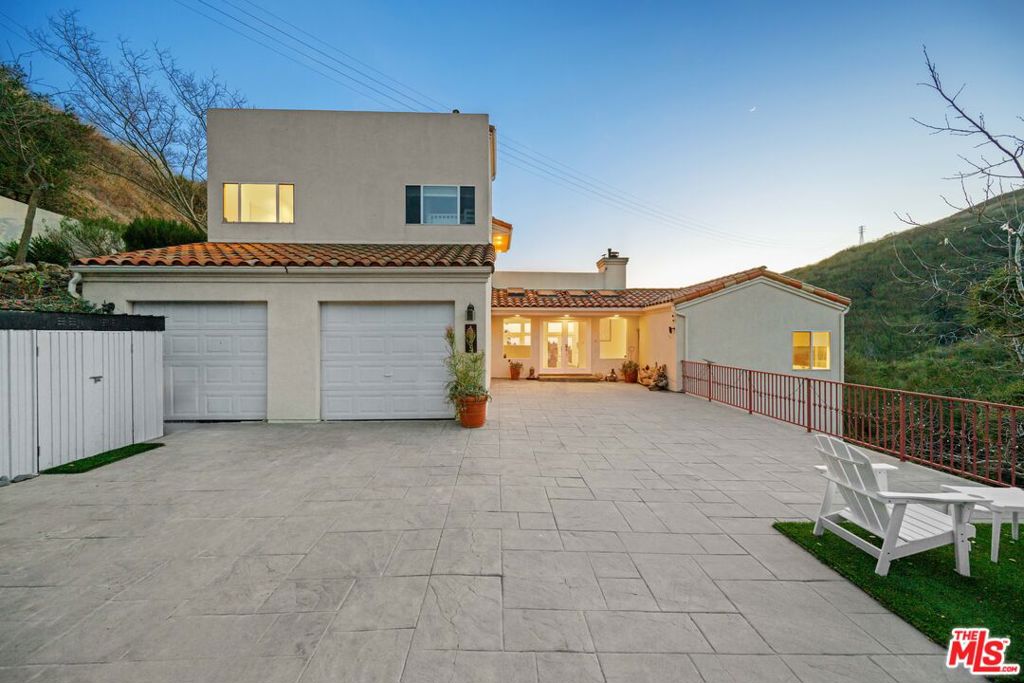 4345 Escondido Trail Property Photo 58