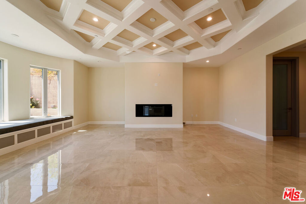11631 Poema Place Property Photo 17