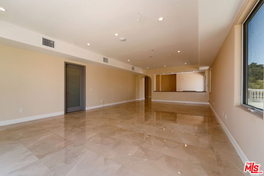 11631 Poema Place Property Photo 20