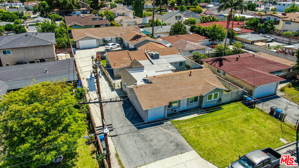 5030 Farago Avenue Property Photo 1
