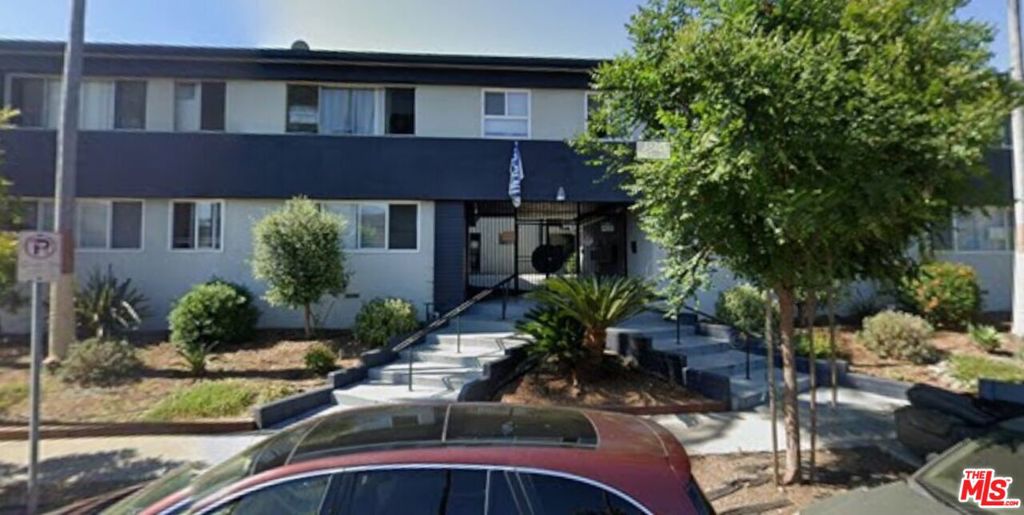 4800 August Street 11 Property Photo 1