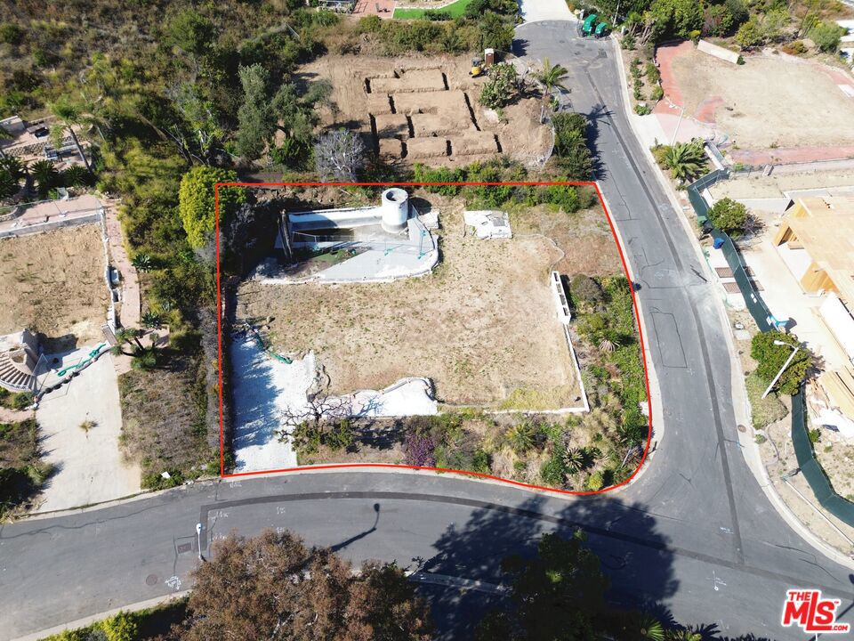 20521 Roca Chica Drive Property Photo 6