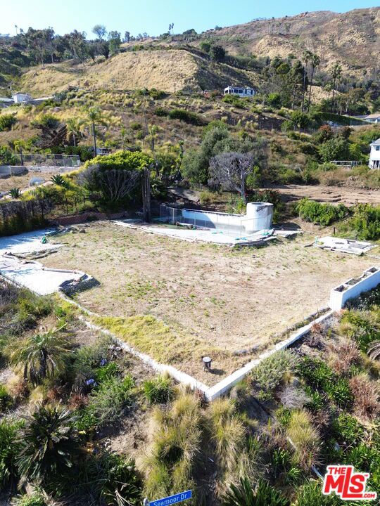 20521 Roca Chica Drive Property Photo 9