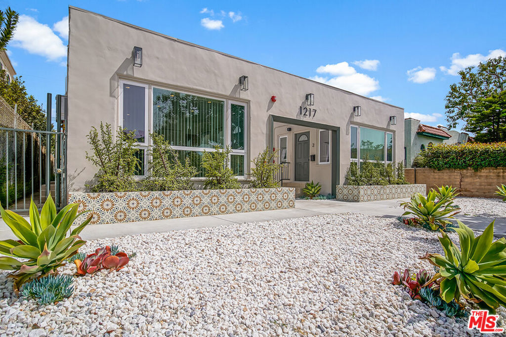 1217 9th Street Property Photo 2