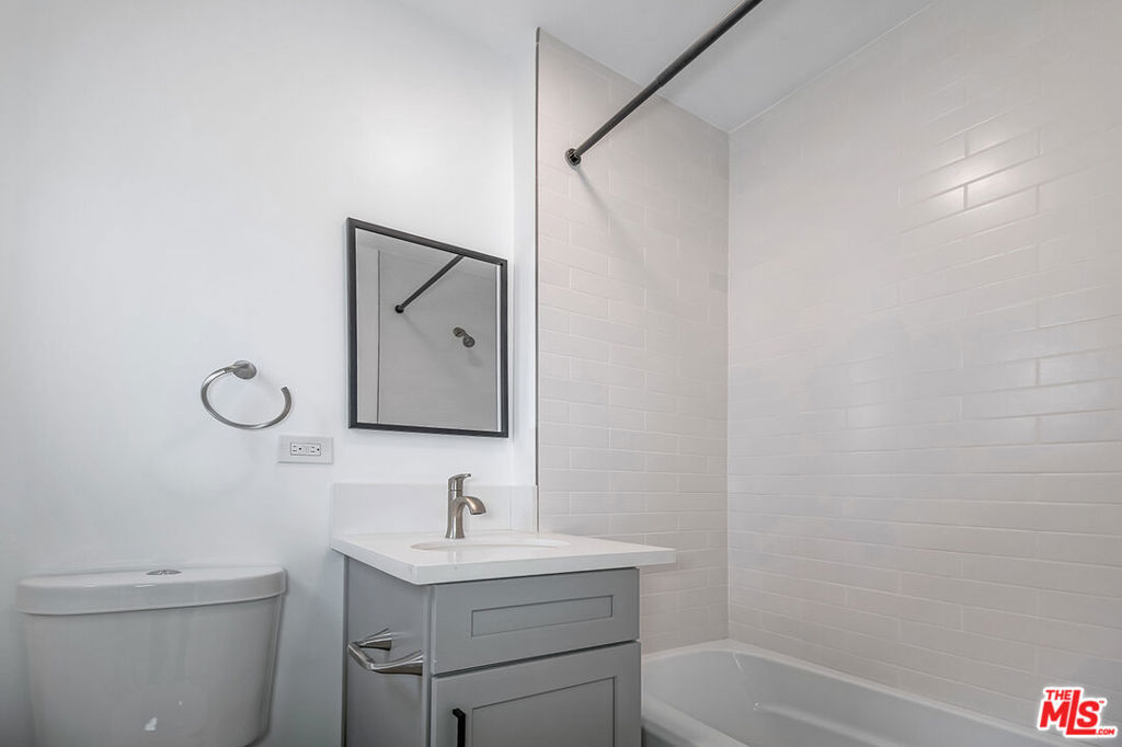 1217 9th Street Property Photo 8