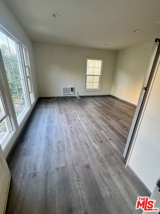 133 S Crescent Drive 7 Property Photo 8
