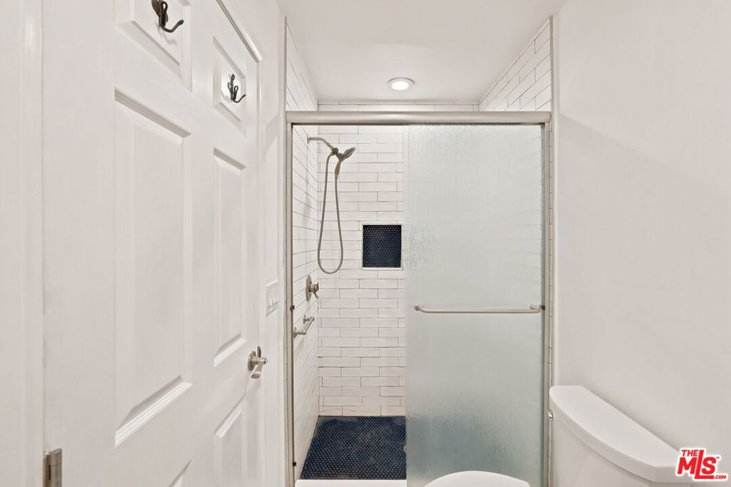 4157 W Avenue 40 Property Photo 16