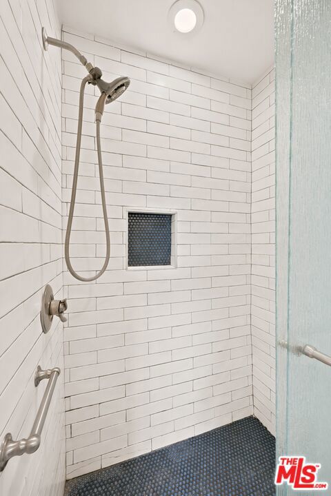 4157 W Avenue 40 Property Photo 17