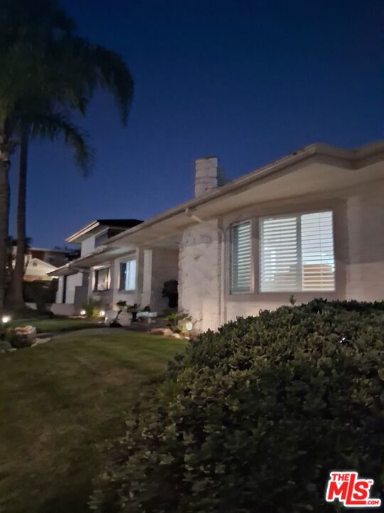 5424 S Sherbourne Drive Property Photo 29