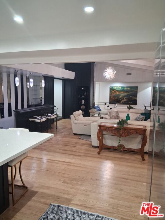 5424 S Sherbourne Drive Property Photo 32