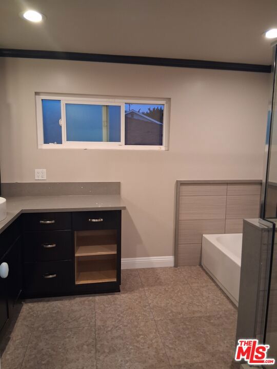 5424 S Sherbourne Drive Property Photo 43