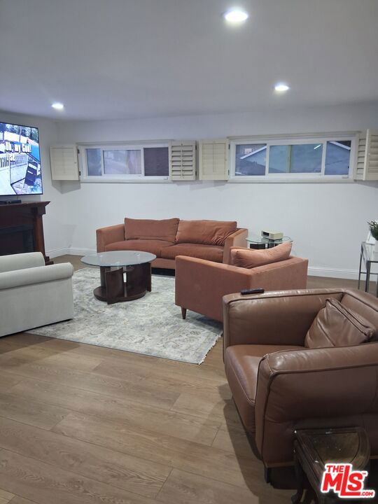 5424 S Sherbourne Drive Property Photo 44