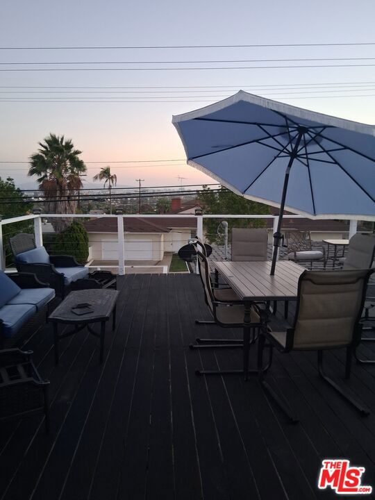 5424 S Sherbourne Drive Property Photo 46