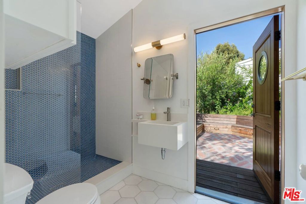 249 Paradise Cove Road Property Photo 27