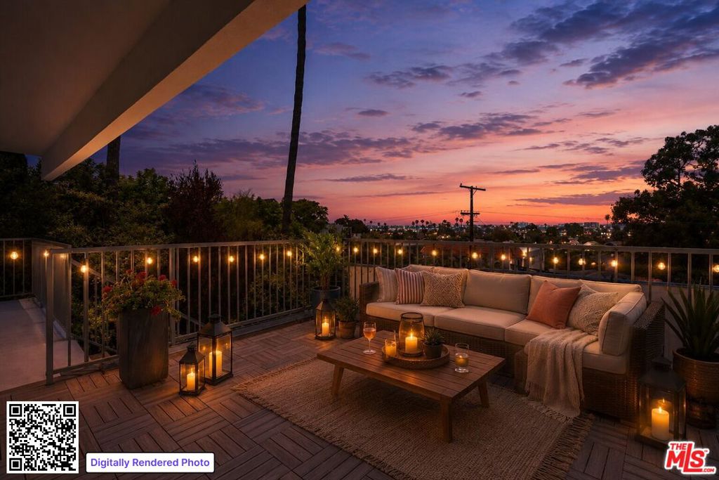 631 Pier Avenue Property Photo 10