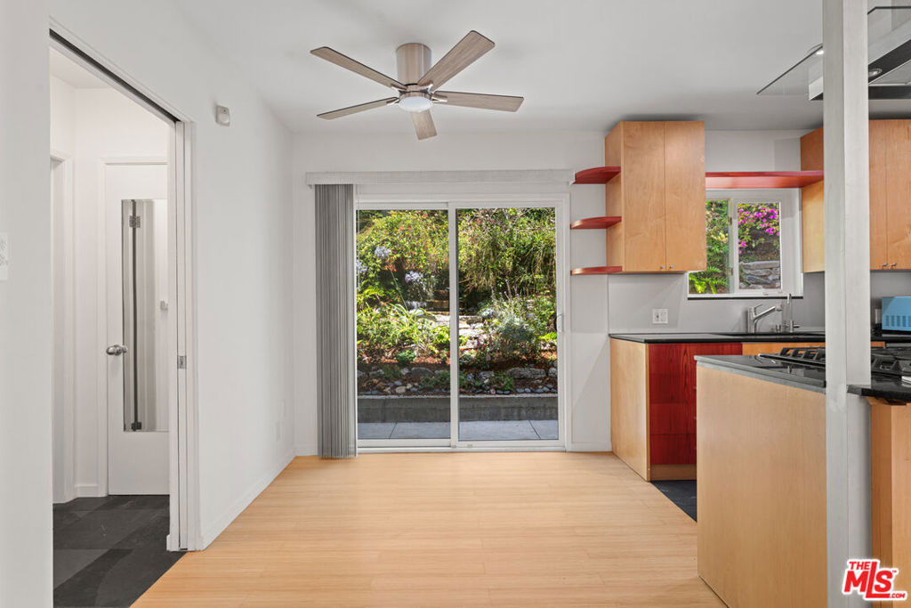 631 Pier Avenue Property Photo 16