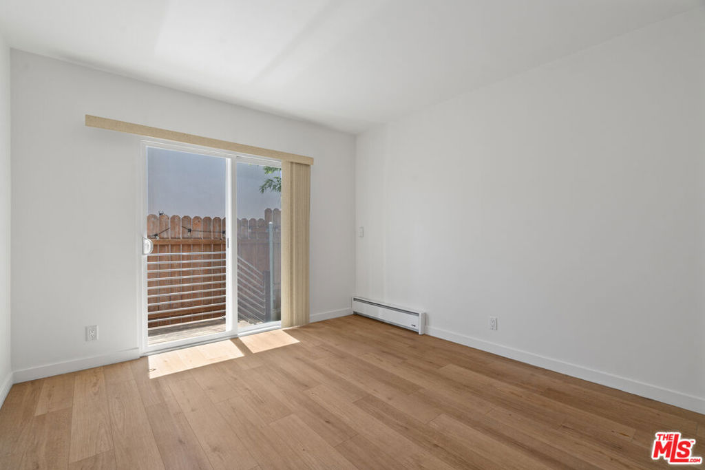 631 Pier Avenue Property Photo 26