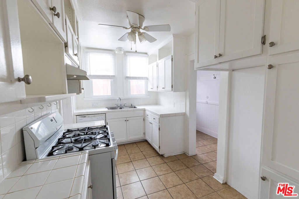 1206 3rd Avenue Property Photo 7