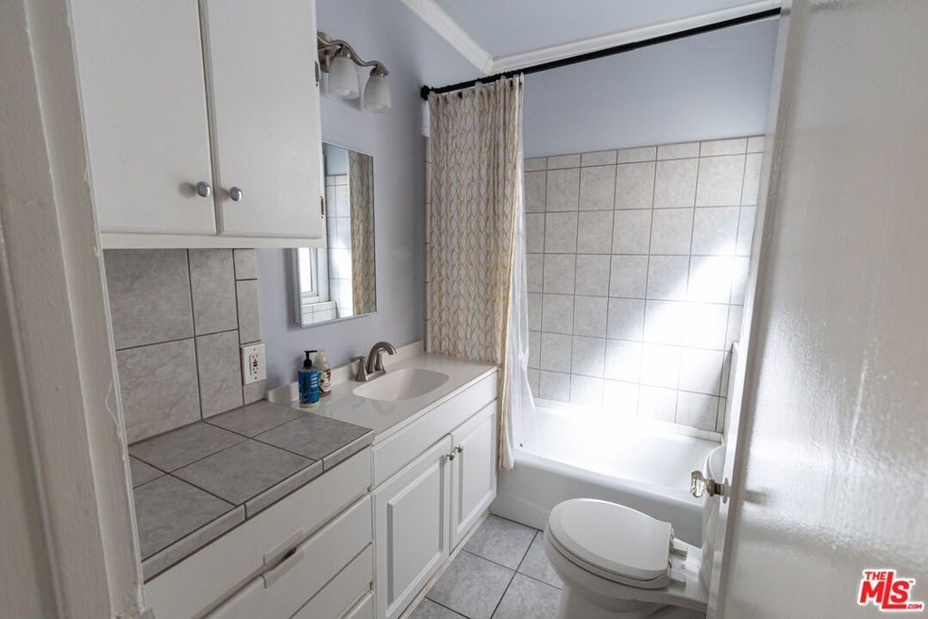 1206 3rd Avenue Property Photo 23