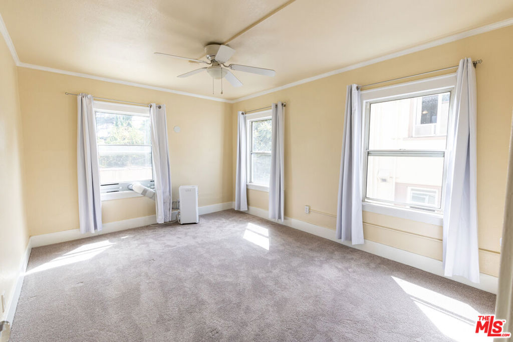 1206 3rd Avenue Property Photo 26
