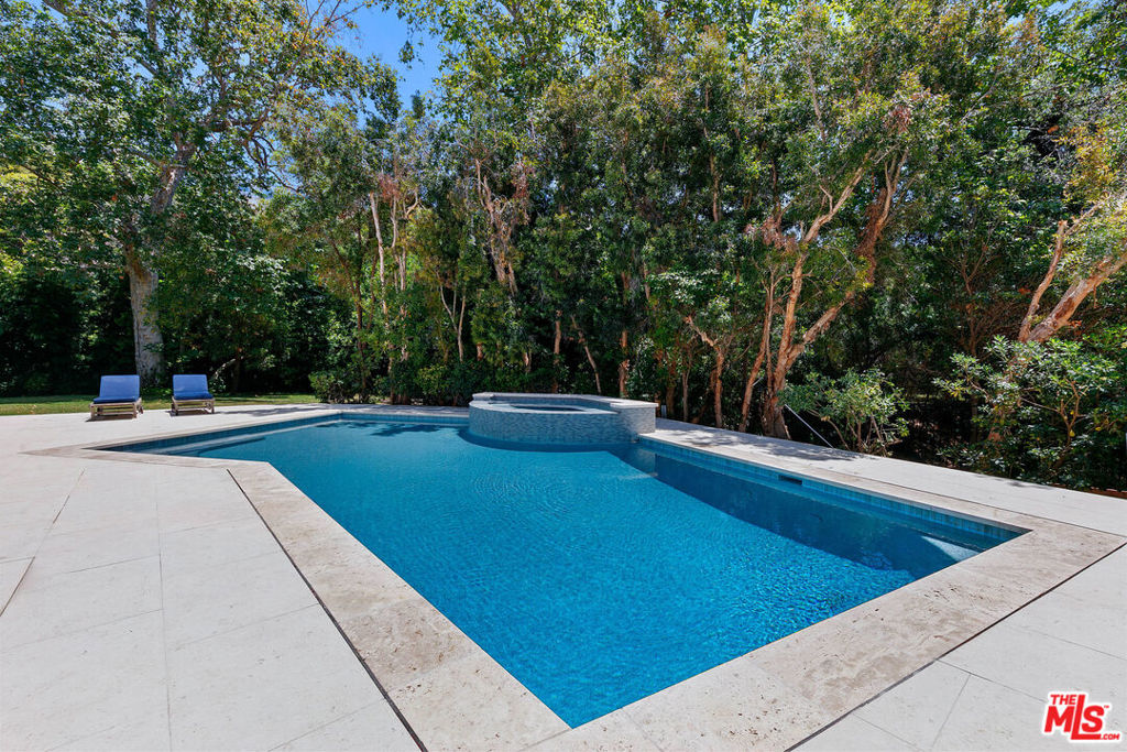 6314 Sycamore Meadows Drive Property Photo 7