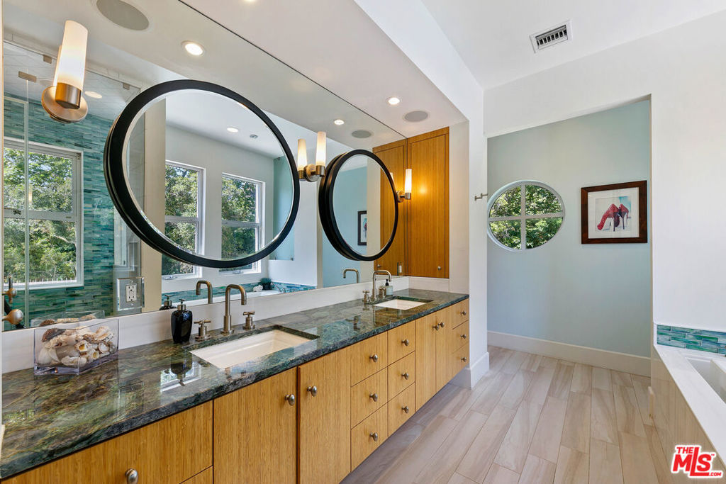 6314 Sycamore Meadows Drive Property Photo 33