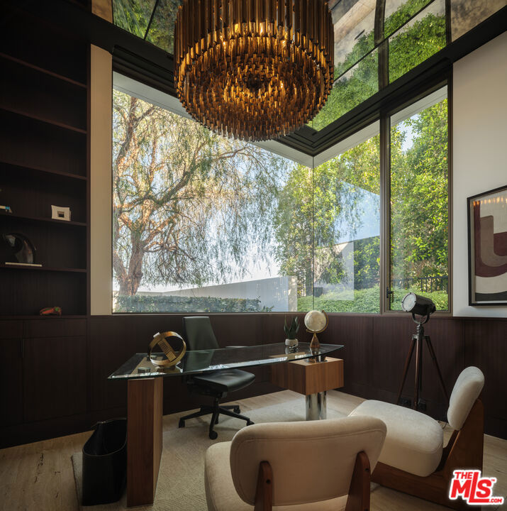 1305 Collingwood Place Property Photo 16