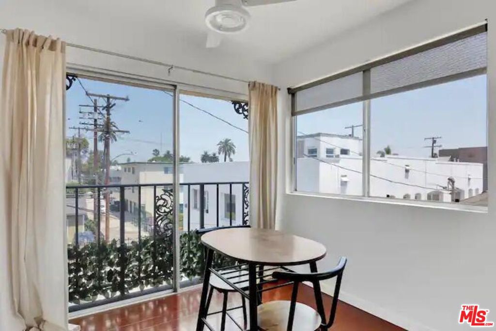 615 E Broadway 304 Property Photo 14