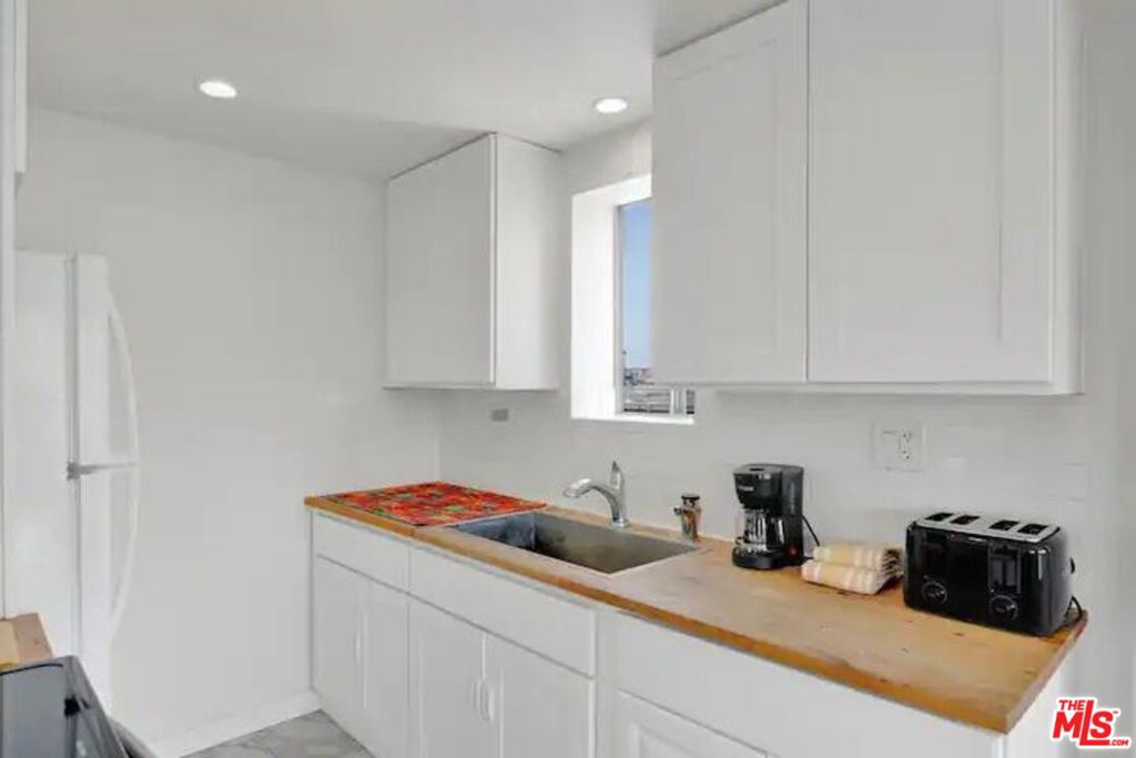 615 E Broadway 304 Property Photo 15