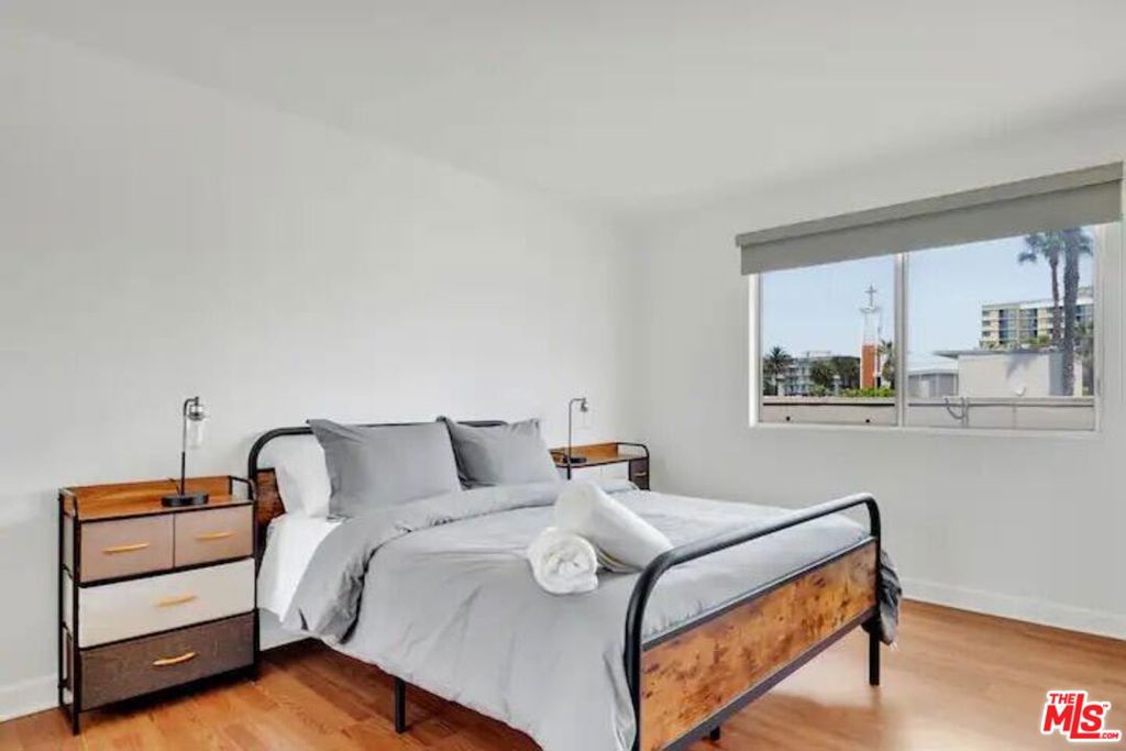 615 E Broadway 304 Property Photo 17