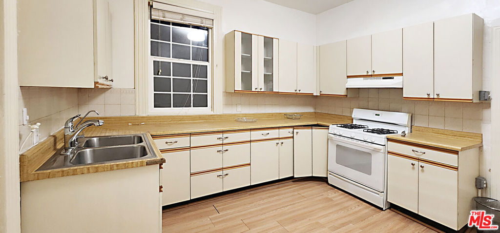 1616 Pennsylvania Avenue Property Photo 18