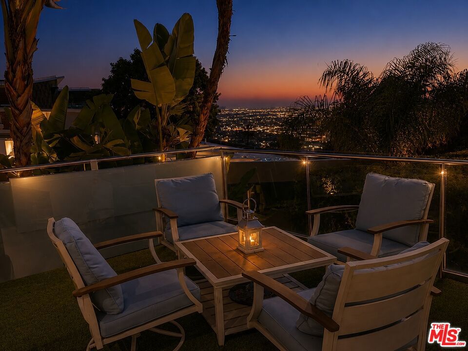 8380 Hollywood Property Photo 28