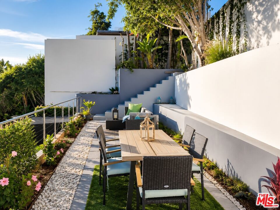 8380 Hollywood Property Photo 53