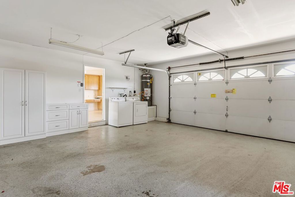 19131 Tulsa Street Property Photo 30