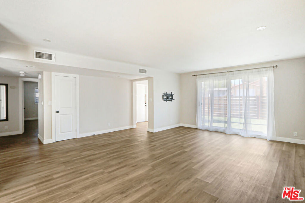 66735 Buena Vista Avenue Property Photo 6