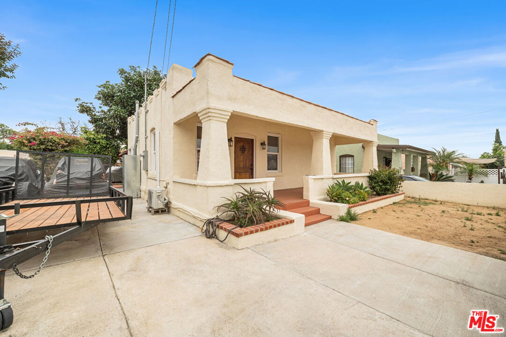 600 S Ditman Avenue Property Photo 5