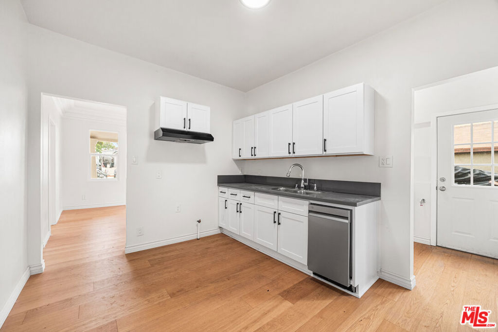 600 S Ditman Avenue Property Photo 31