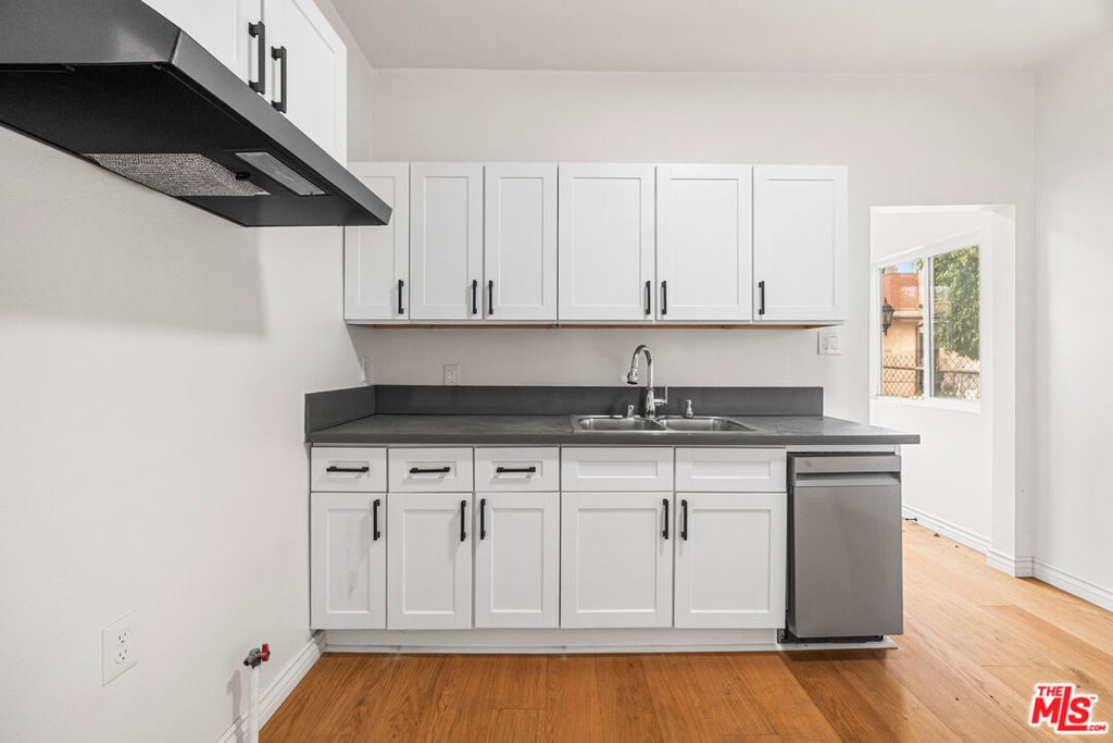 600 S Ditman Avenue Property Photo 32