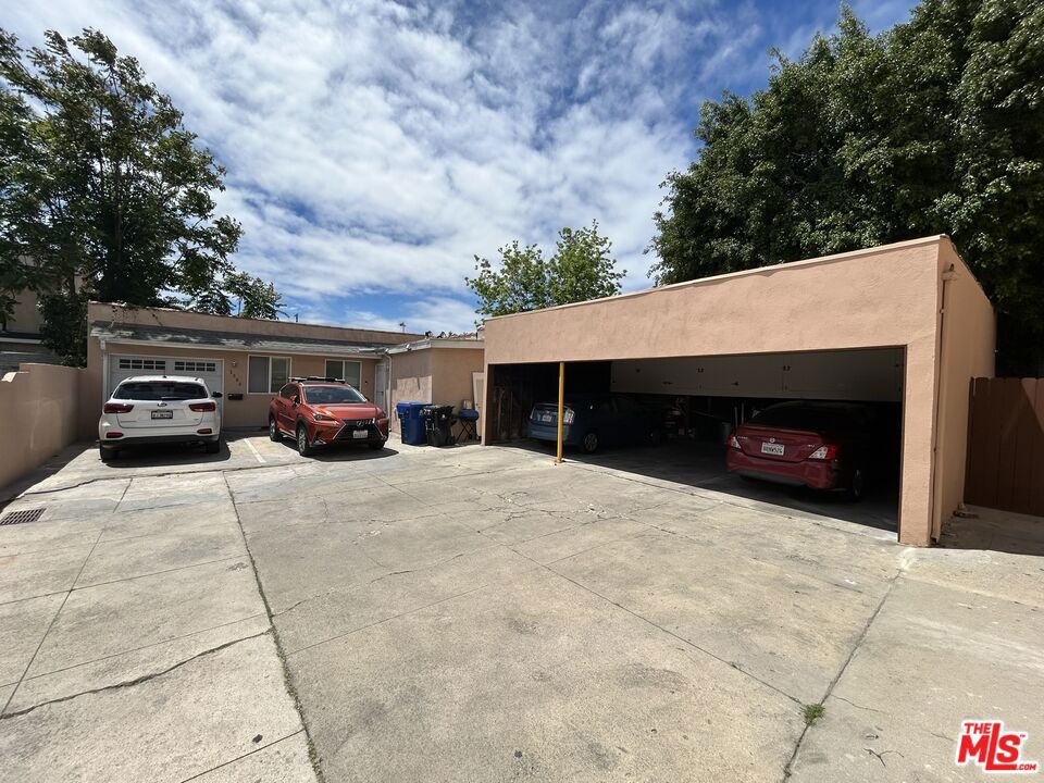 1506 W 36th Street Property Photo 6