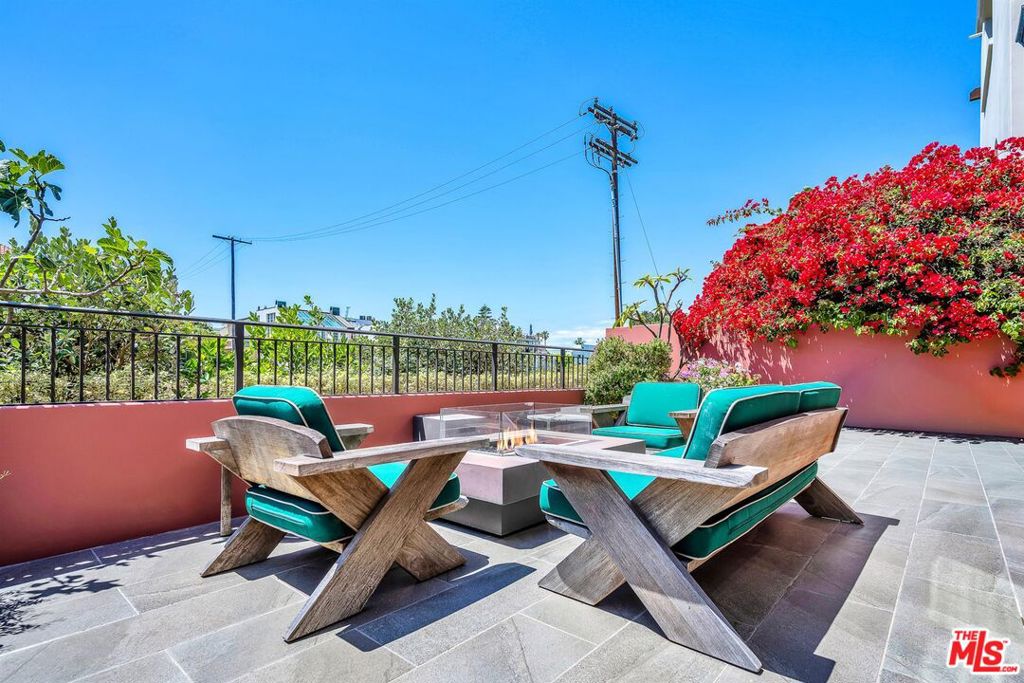 5205 Via Donte Property Photo 6