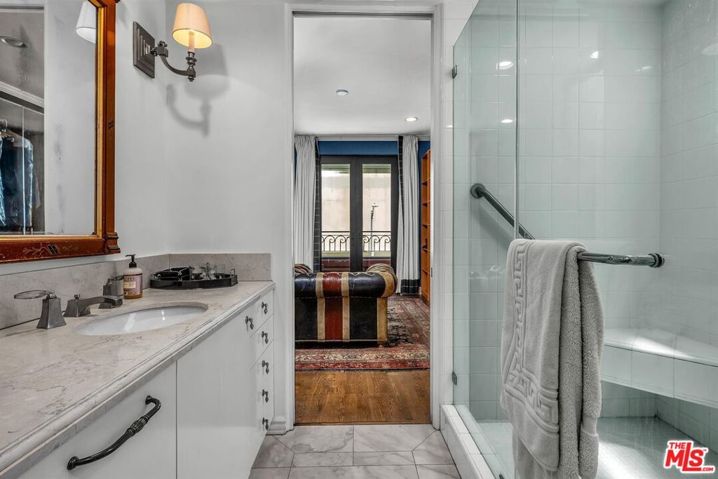 5205 Via Donte Property Photo 28