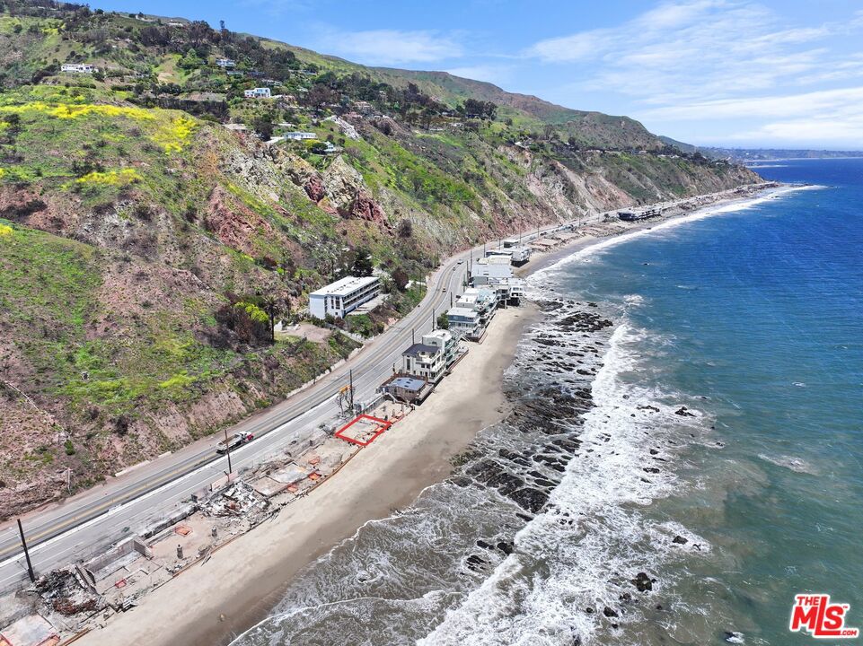 20802 Pacific Coast Highway Property Photo 7
