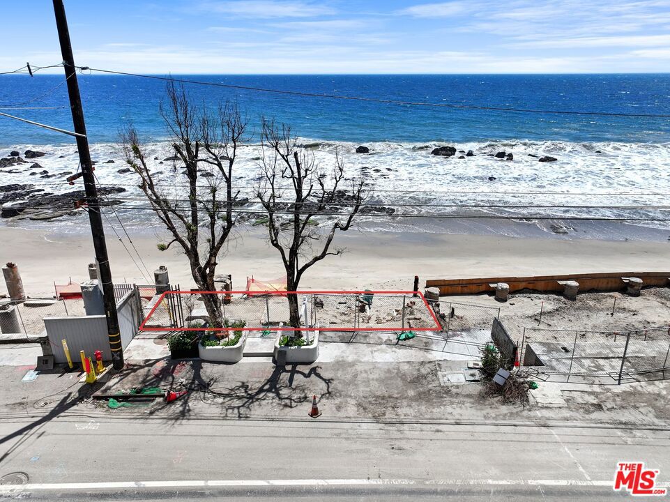 20802 Pacific Coast Highway Property Photo 9