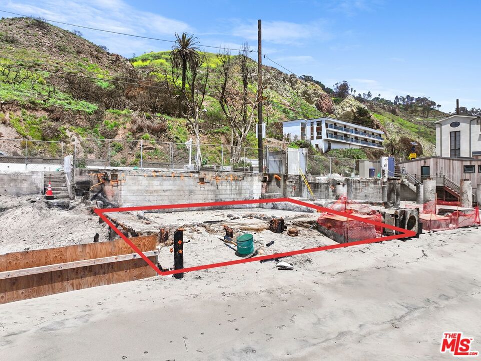 20802 Pacific Coast Highway Property Photo 15