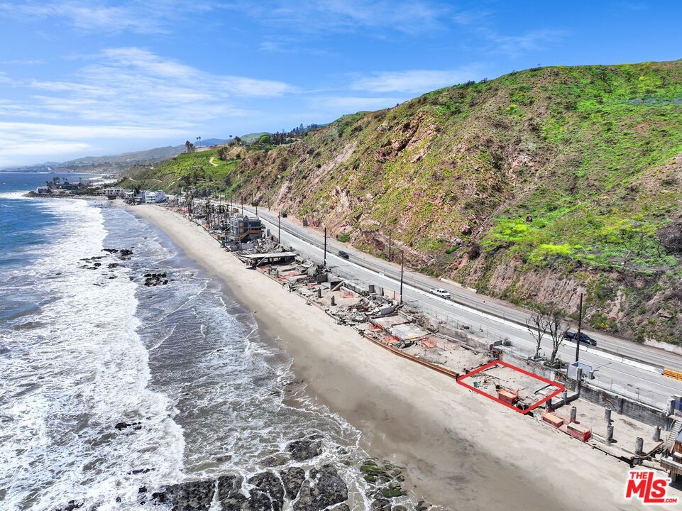 20802 Pacific Coast Highway Property Photo 19