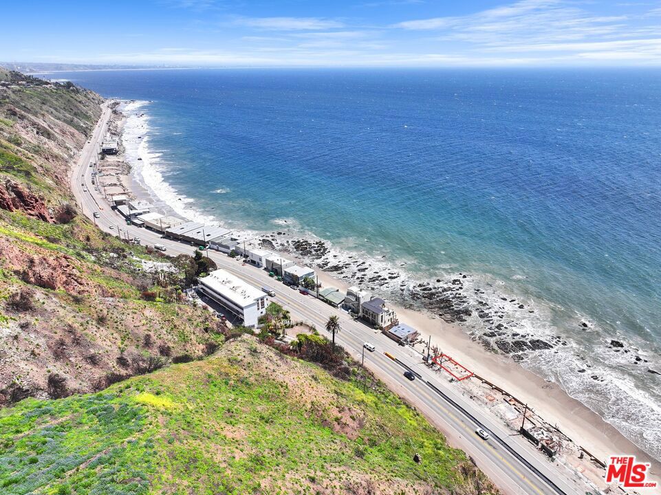 20802 Pacific Coast Highway Property Photo 23